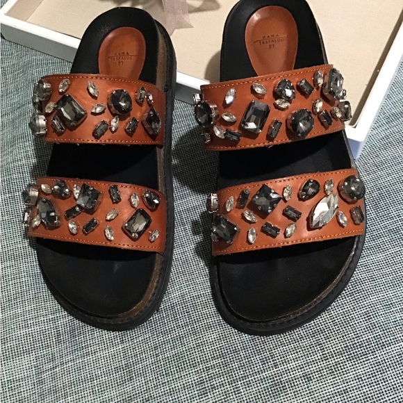 ZARA TRAFALUC LEATHER  Rhinestone Sandals Size37 is 61/2 Very Beautiful.See Pics - Picture 5 of 10